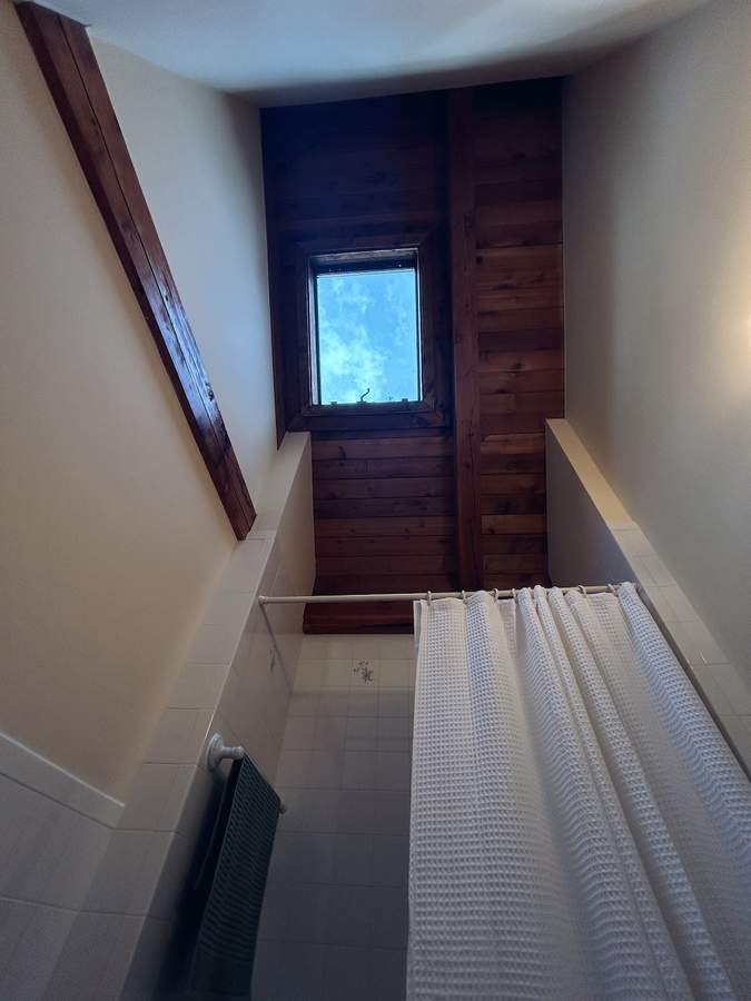 Spa-like bathroom at Lofty Cabin